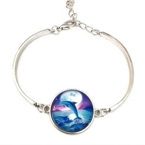 Silver dolphin bracelet with dolphin beach moon on glass cabochon new